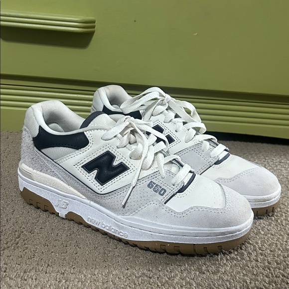 New Balance 550
Sea Salt Grey Matter (Women's size 7) - Picture 3 of 9